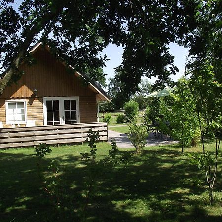 Vakantiehuisjes Landgoed Sonneborghe Kollumerzwaag Buitenkant foto