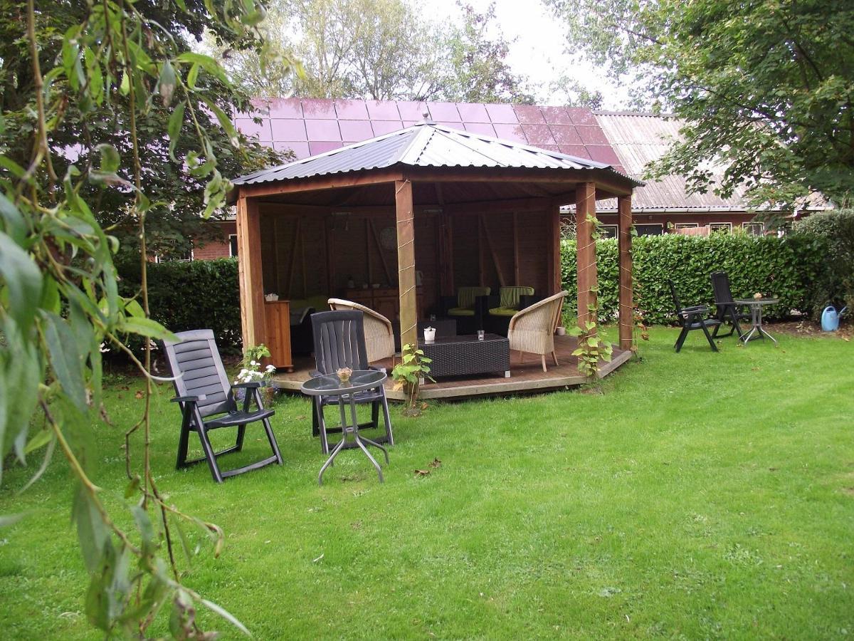 Vakantiehuisjes Landgoed Sonneborghe Kollumerzwaag Buitenkant foto